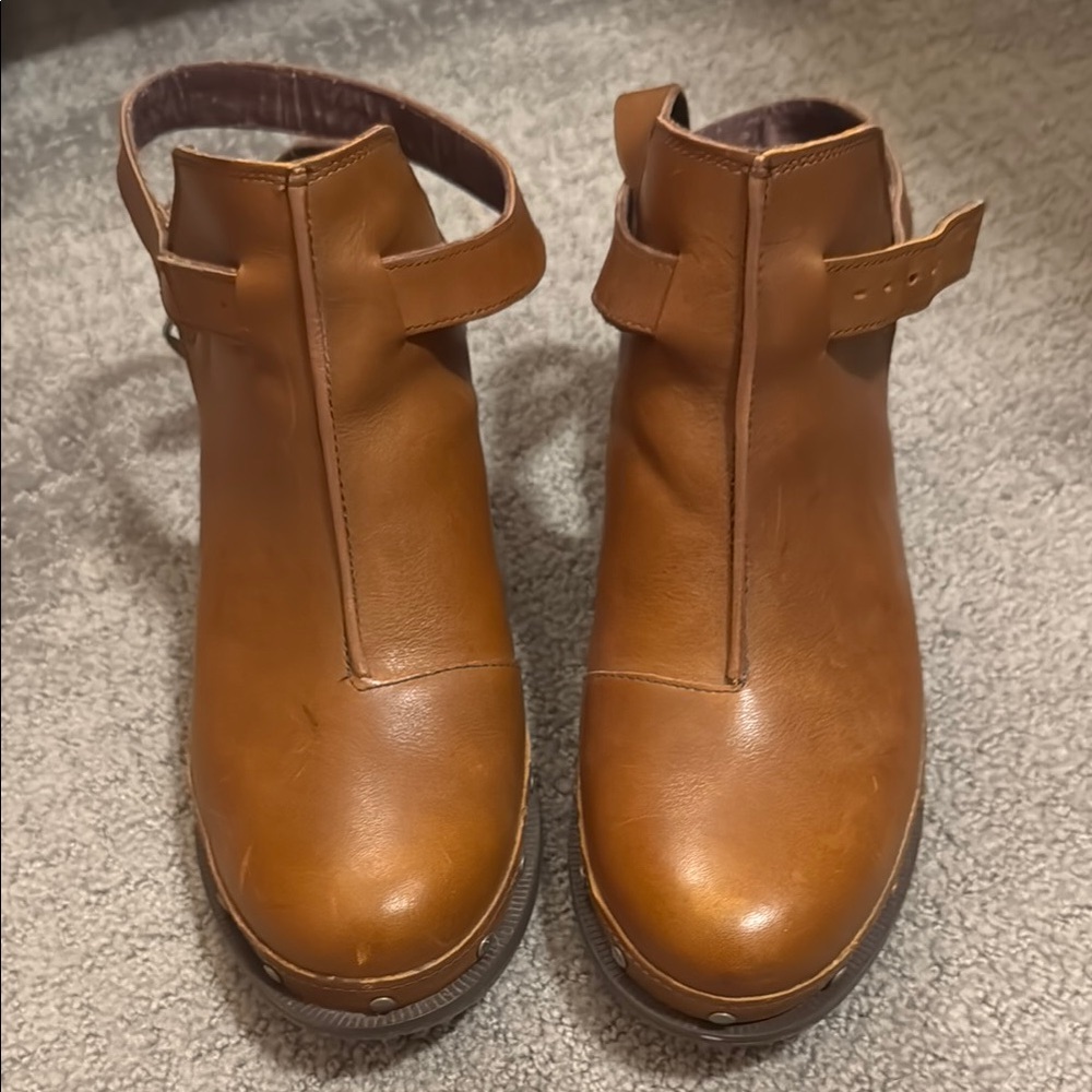 chaco brown Leather Ankle Boots